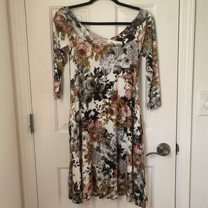 Flowy Wide Neck Floral Dress💐
